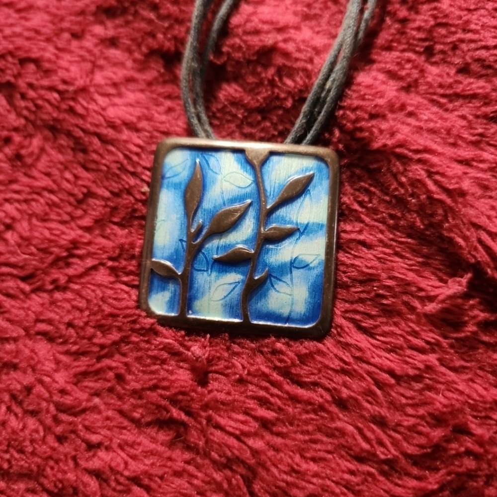 Ardentia Sterling Silver Blue Leaf Pendant Necklace